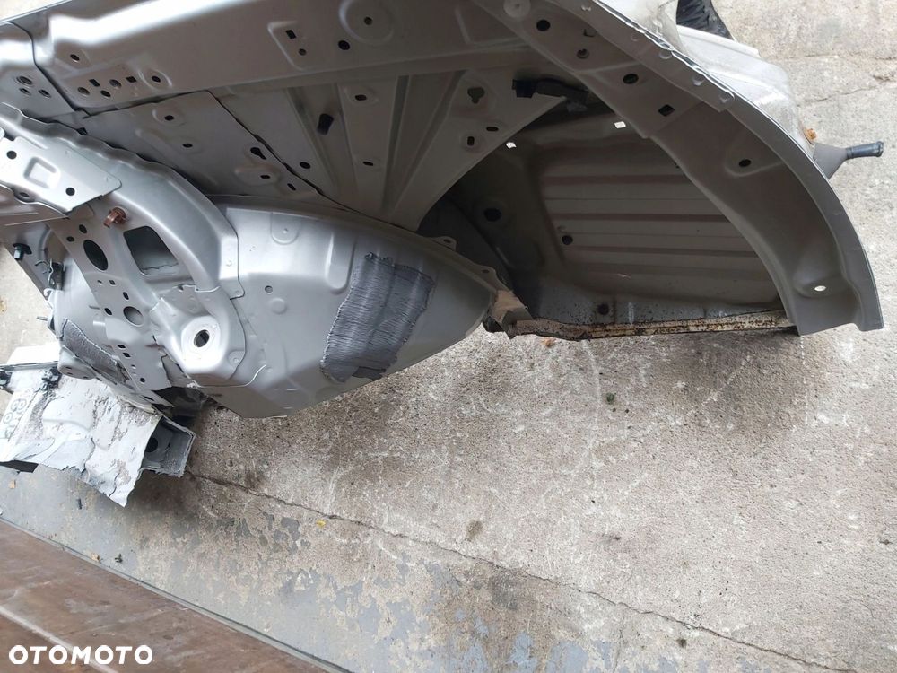 Toyota Auris II błotnik prawy tył KOMBI ćwiartka tylna prawa - 3