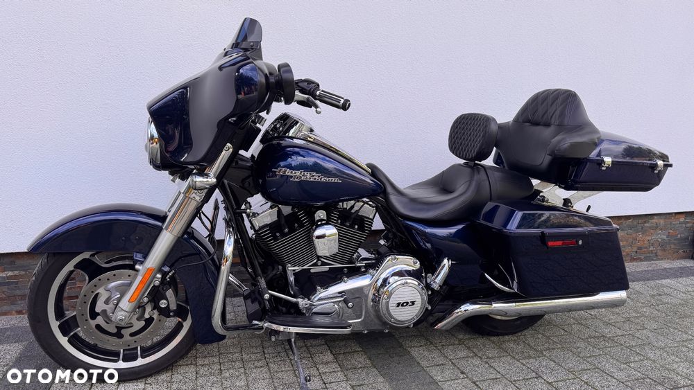 Harley-Davidson Touring Street Glide - 15