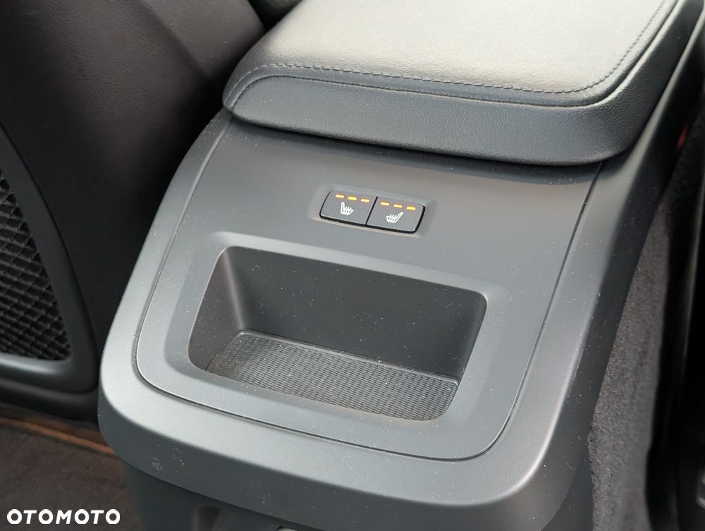 Volvo S60 B5 B AWD Plus Dark - 20