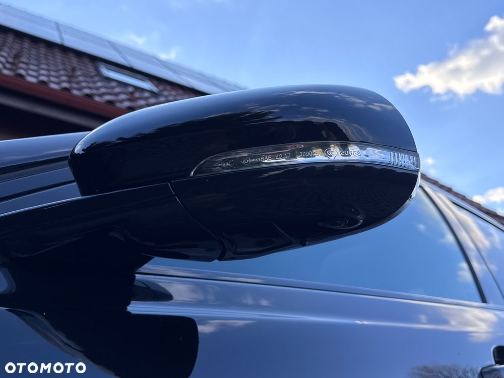 Jaguar XE 2.0 D180 AWD R-Dynamic HSE - 26