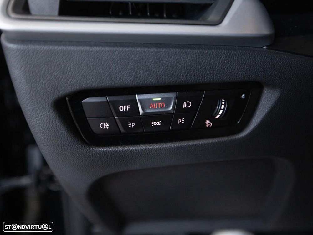 BMW 320 e Touring Corporate Edition Auto - 15