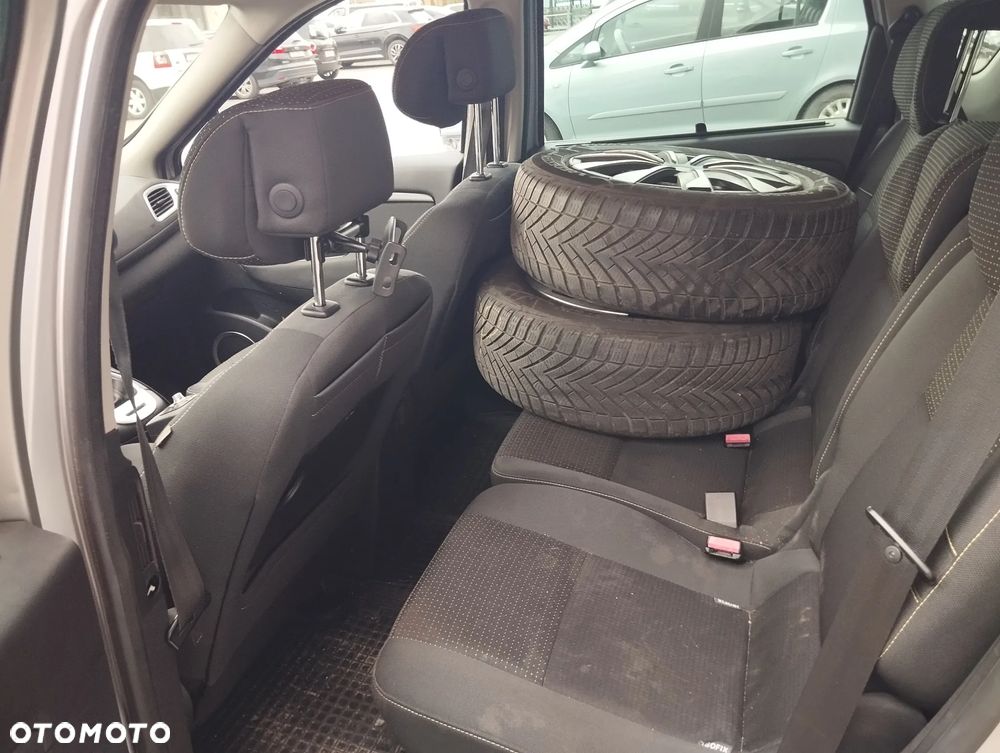 Renault Scenic 1.6 16V 110 TomTom Edition - 10