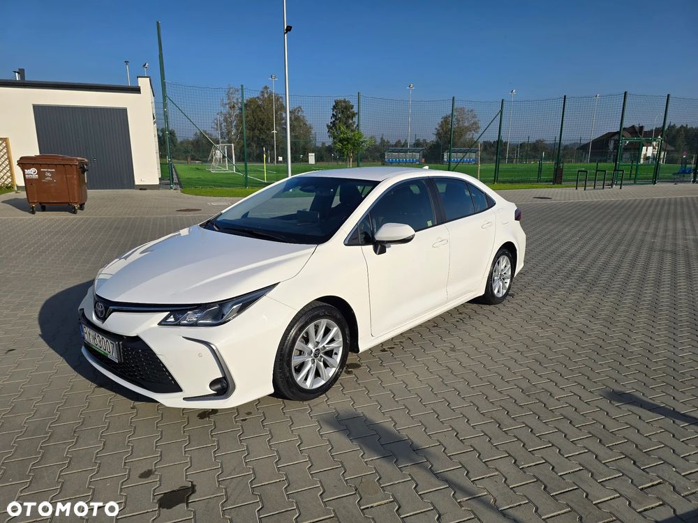 Toyota Corolla - 4