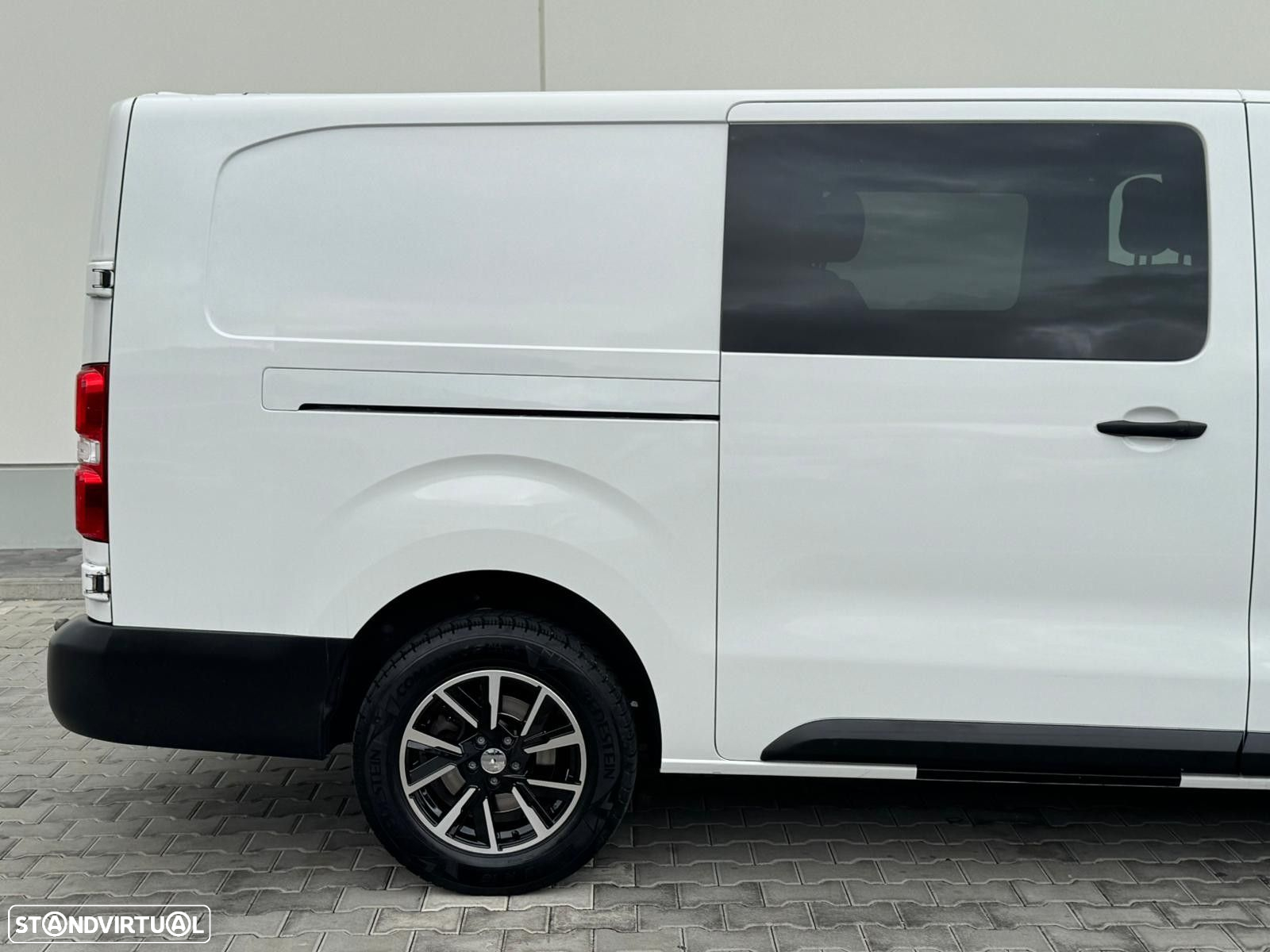 Peugeot Expert 2.0 BlueHDi L2H1 Semi-Vidrado - 8