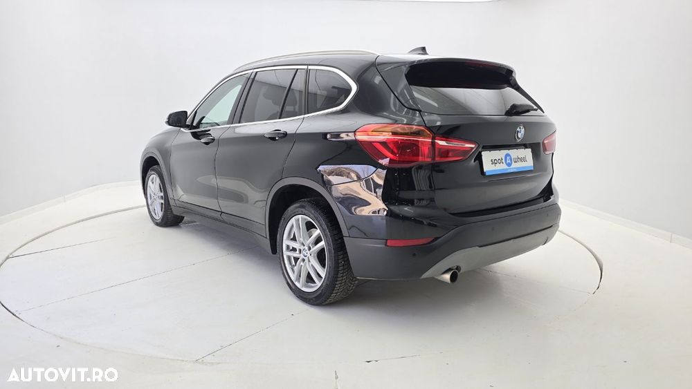 BMW X1 - 8