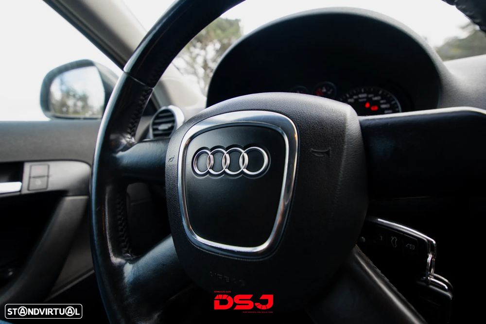 Audi A3 Sportback 1.9 TDi Attraction FPD - 12