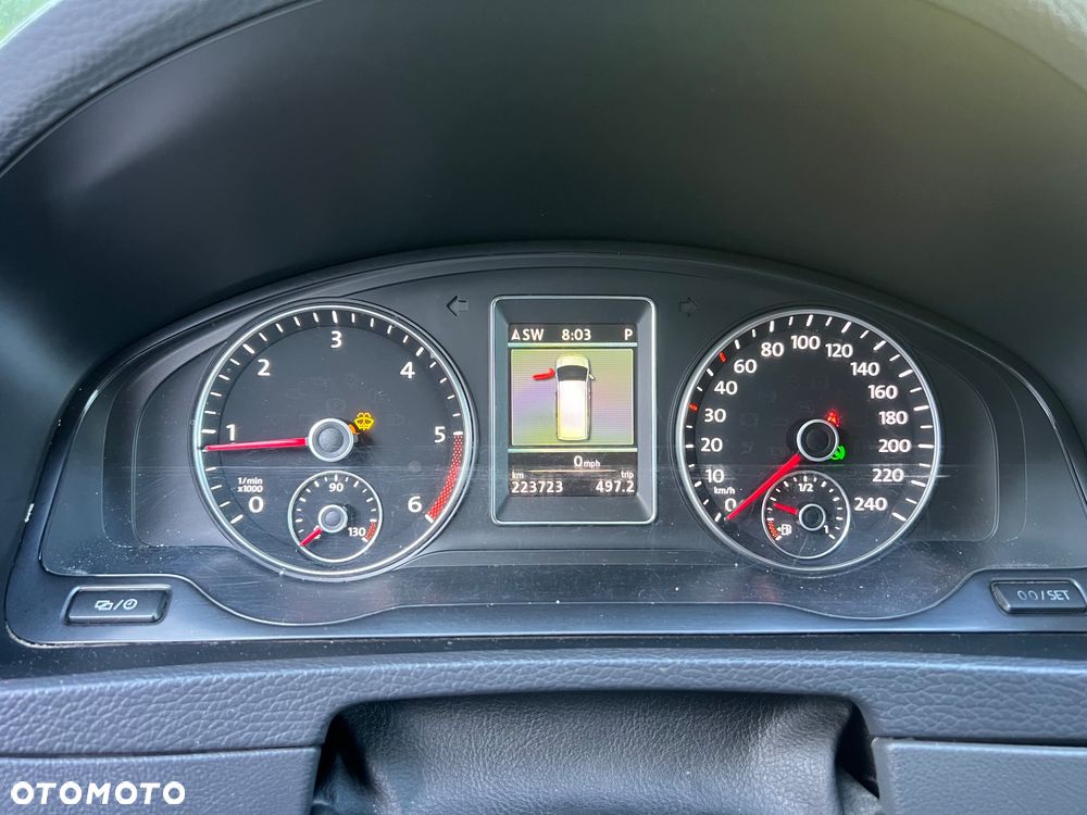 Volkswagen Multivan - 5