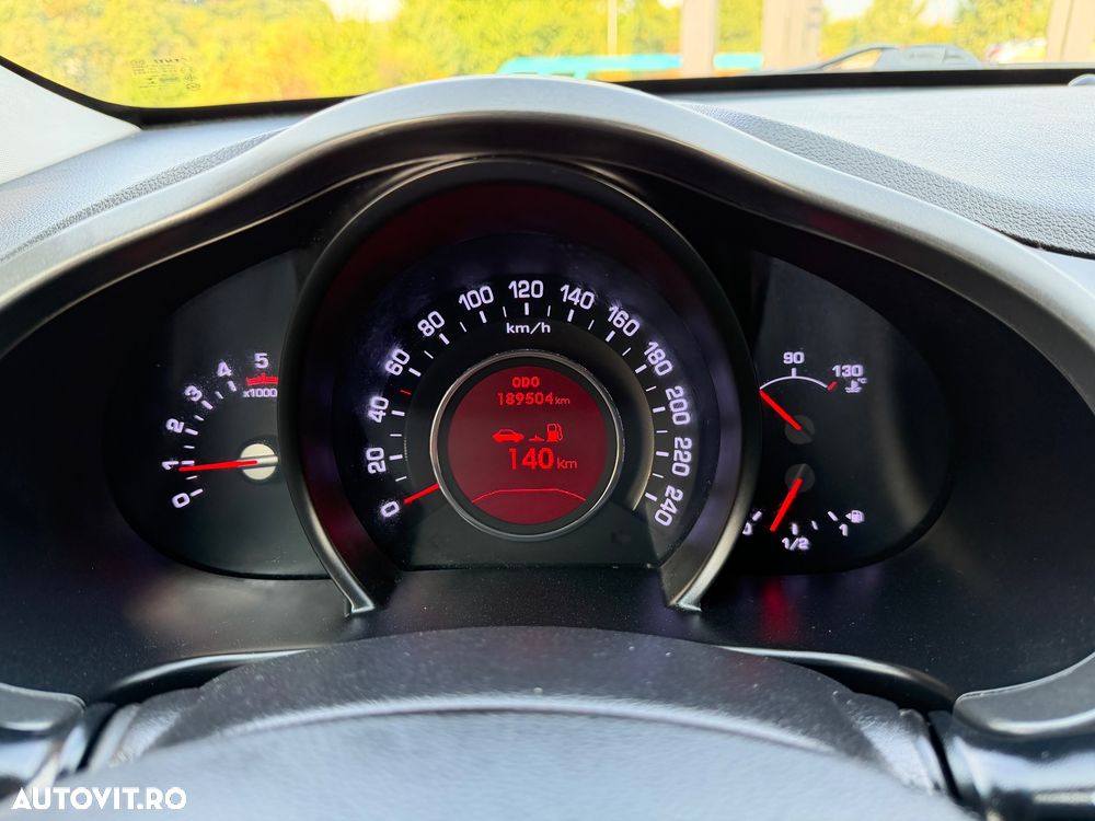 Kia Sportage 1.7 CRDI 2WD Vision - 16