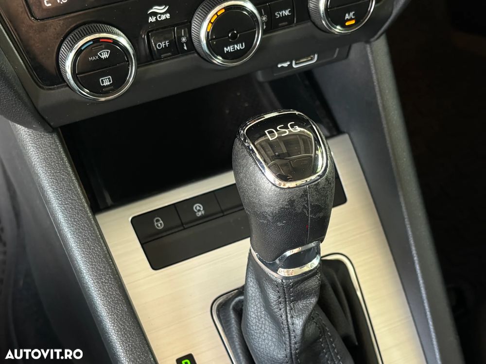 Skoda Octavia 1.6 TDI DSG Ambition - 24