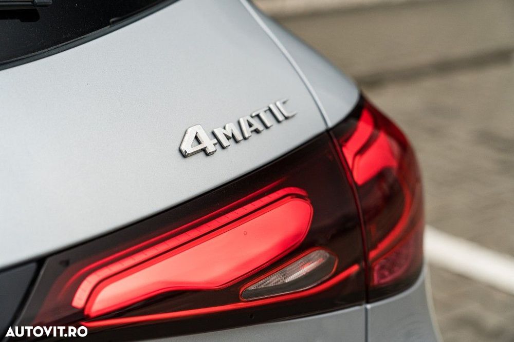 Mercedes-Benz GLC - 12