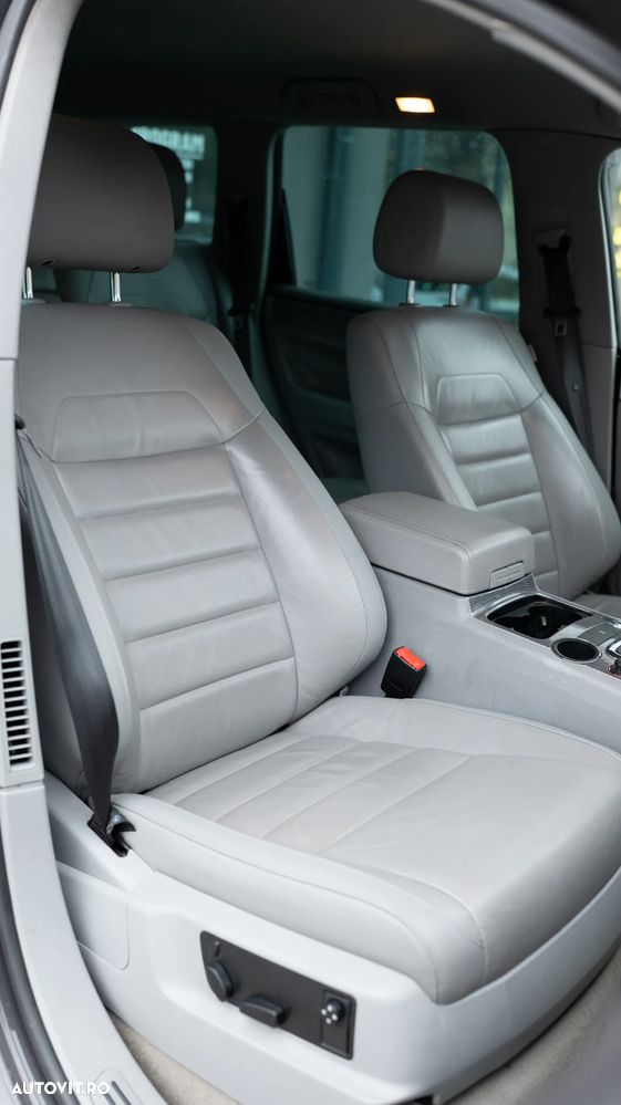 Volkswagen Touareg - 39