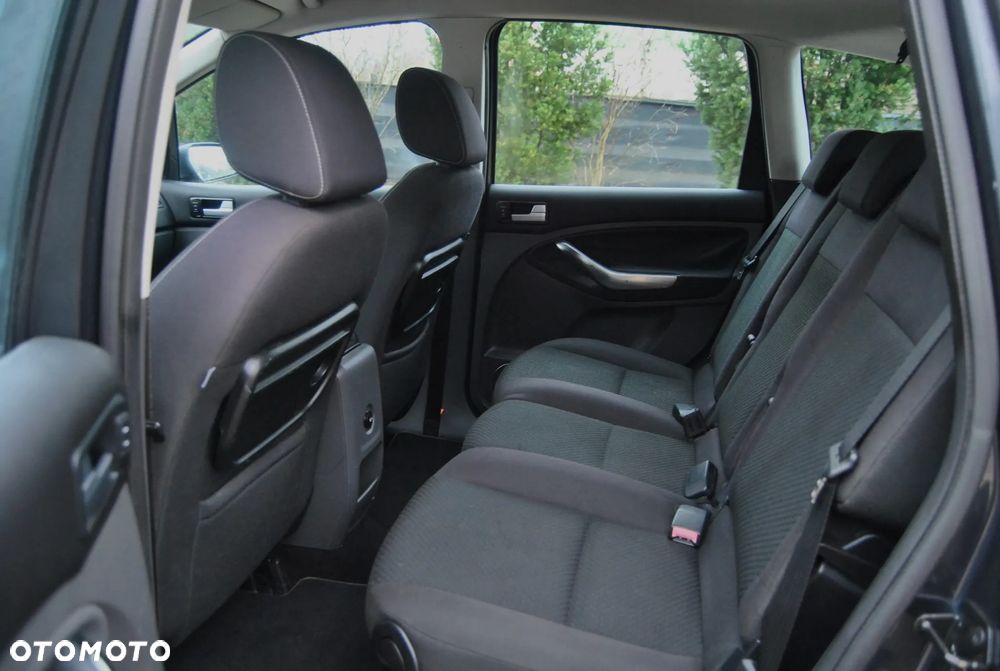 Ford C-MAX 1.8 Titanium - 6