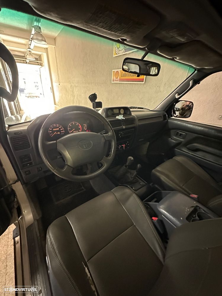 Toyota Land Cruiser - 8