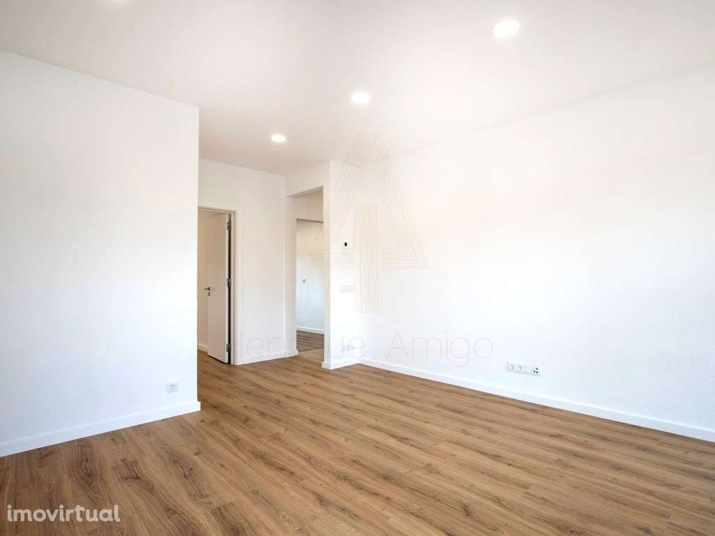 Excelente Apartamento T2 no centro de Santana - Grande imagem: 5/30