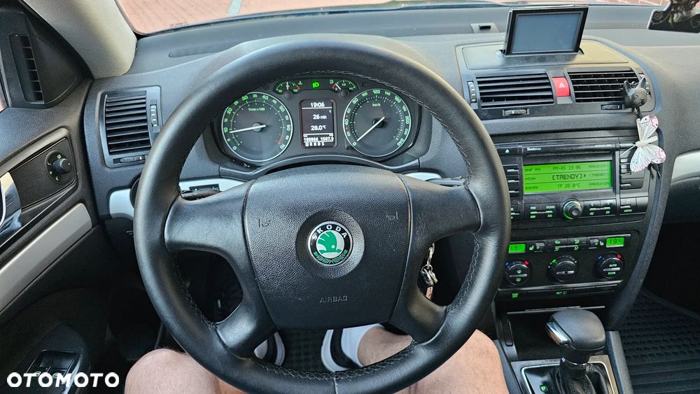 Skoda Octavia 1.6 Automatik Ambiente - 37