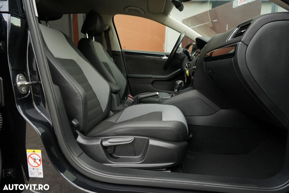 Volkswagen Jetta 2.0 TDI DSG BlueMotion Technologie - 9