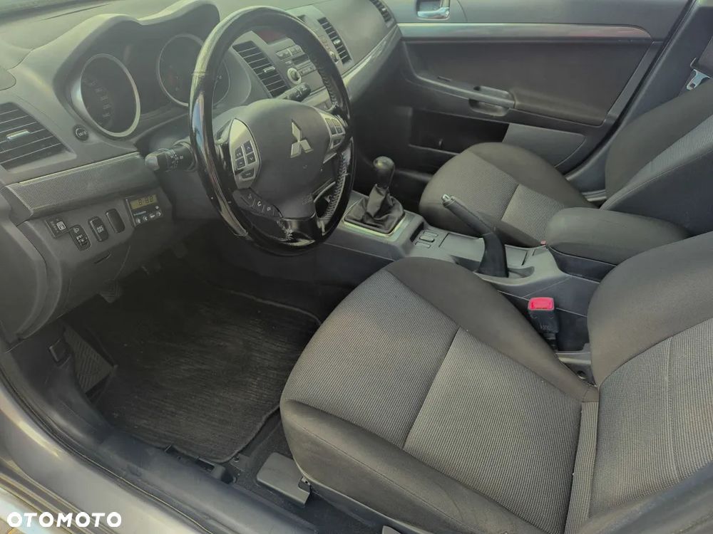 Mitsubishi Lancer 1.8 Intense LPG - 8