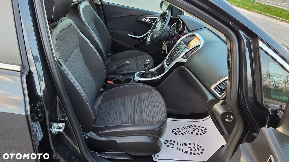 Opel Astra 1.6 Sport - 9