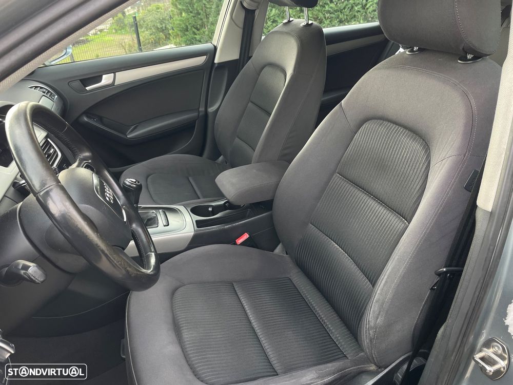 Audi A4 2.0 TDI DPF Ambition - 22