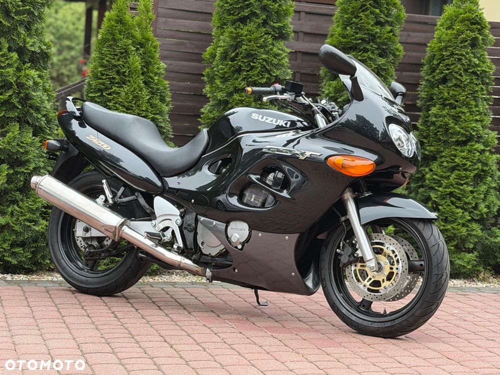 Suzuki GSX-F - Katana - 2