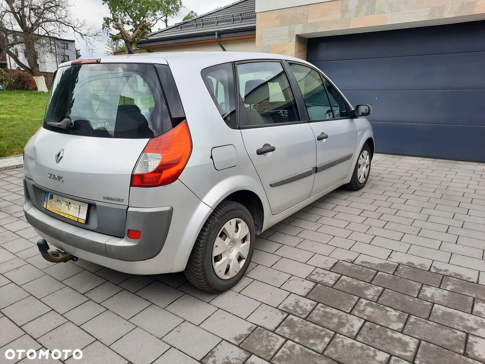 Renault Scenic 1.5 dCi Alize - 6