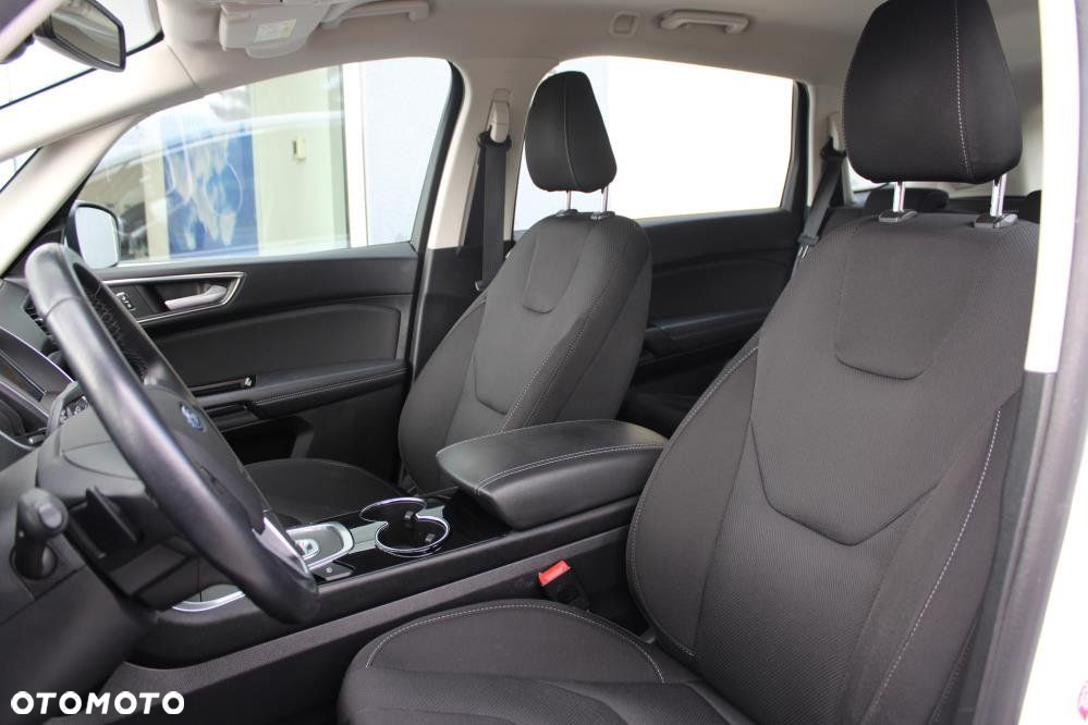 Ford S-Max - 10