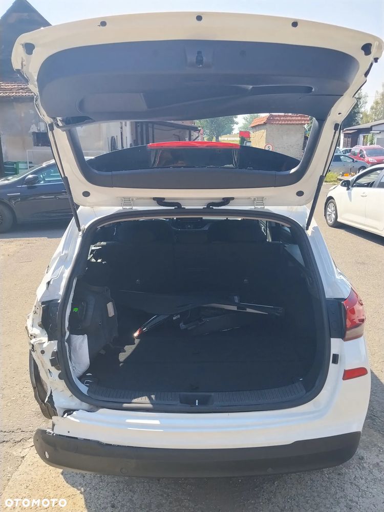 Hyundai i30 1.4 T-GDI Classic + - 15