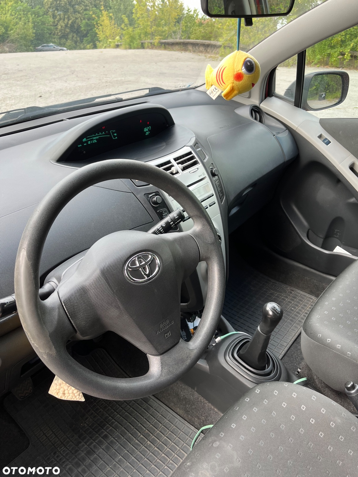 Toyota Yaris 1.3 Luna Gold - 11