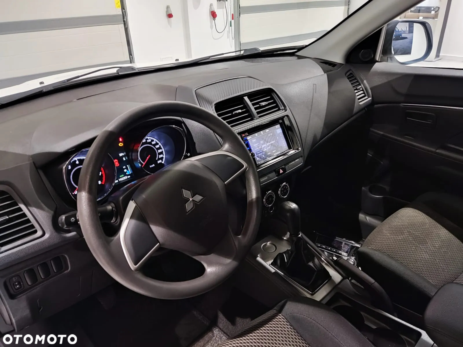 Mitsubishi ASX - 9