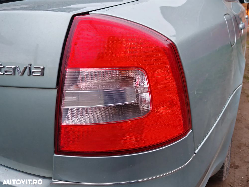 Skoda Octavia 1.6 TDI Drive DSG - 9