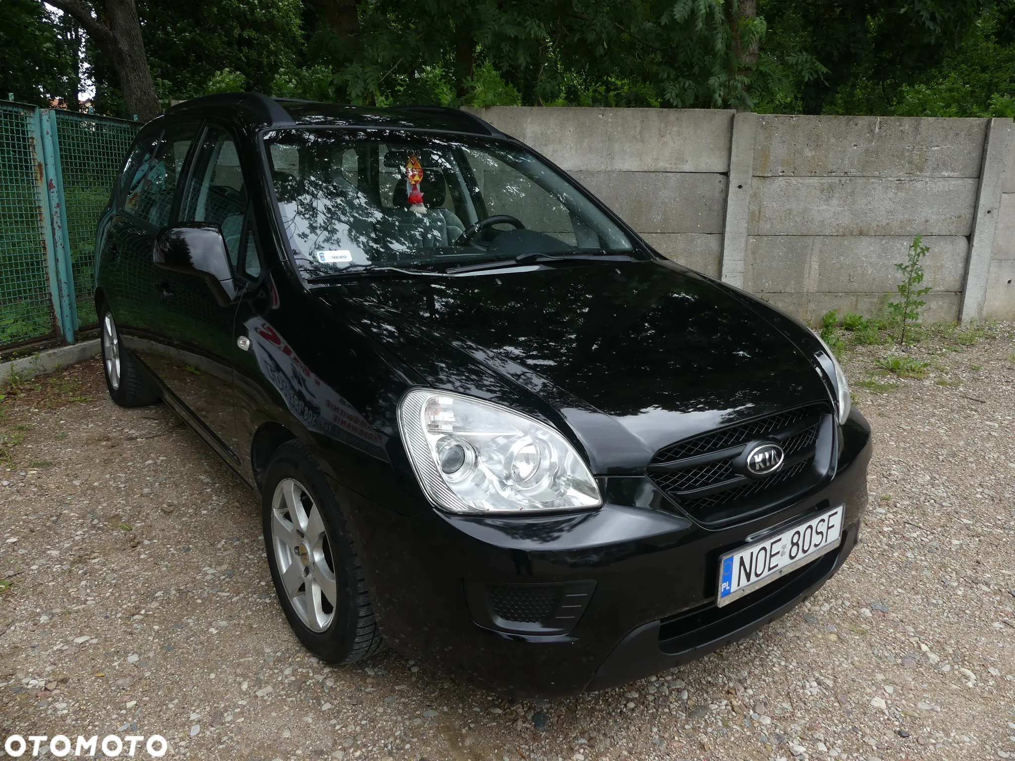 Kia Carens 2.0 CVVT EX - 9