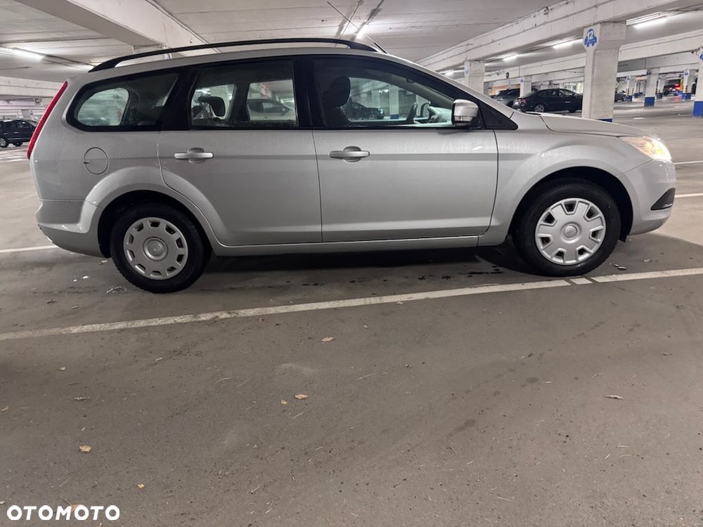 Ford Focus - 24