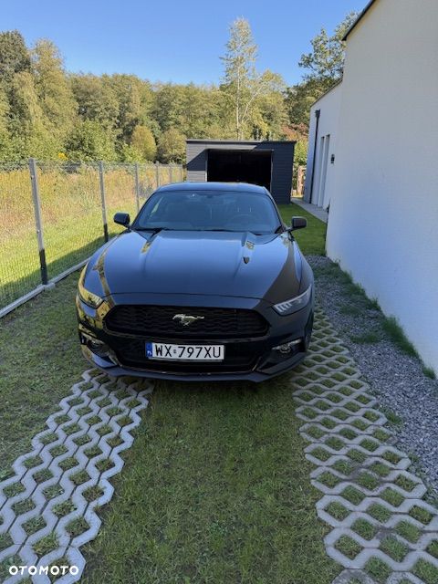Ford Mustang - 2