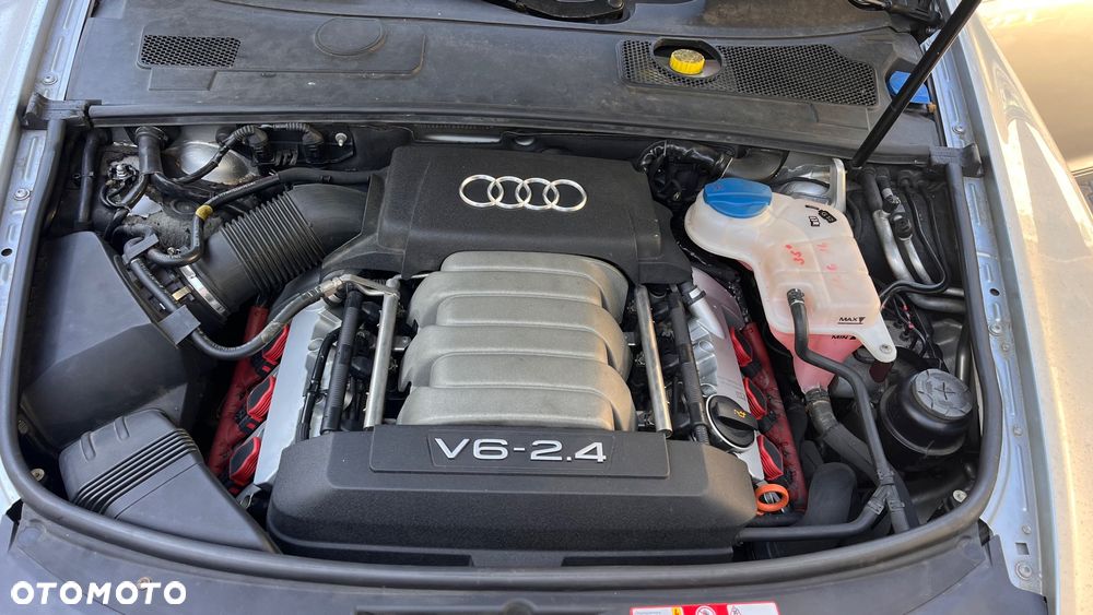 Audi A6 Limousine 2.4 - 26