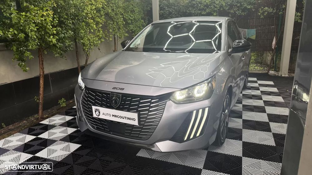 Peugeot 208 1.2 Hybrid Allure e-DCS6 - 3