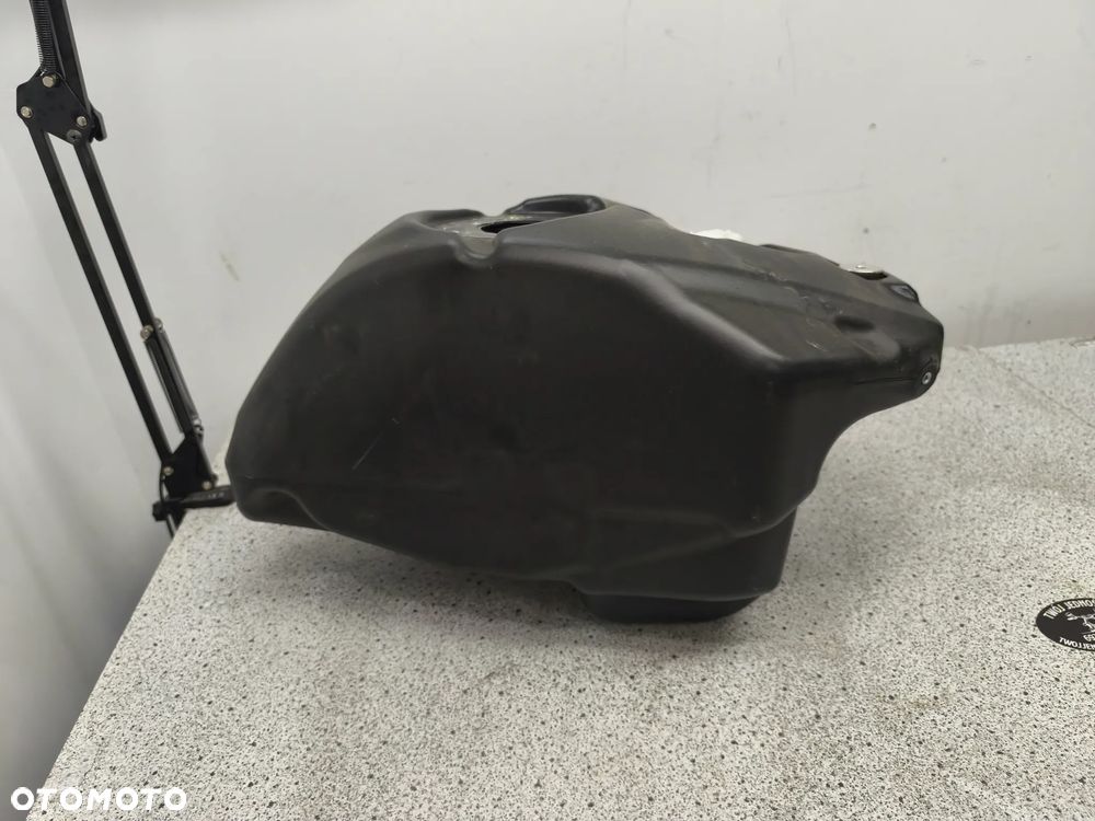 Pompa, zbiornik paliwa, bak Aprilia Tuono 125 2024 - 3