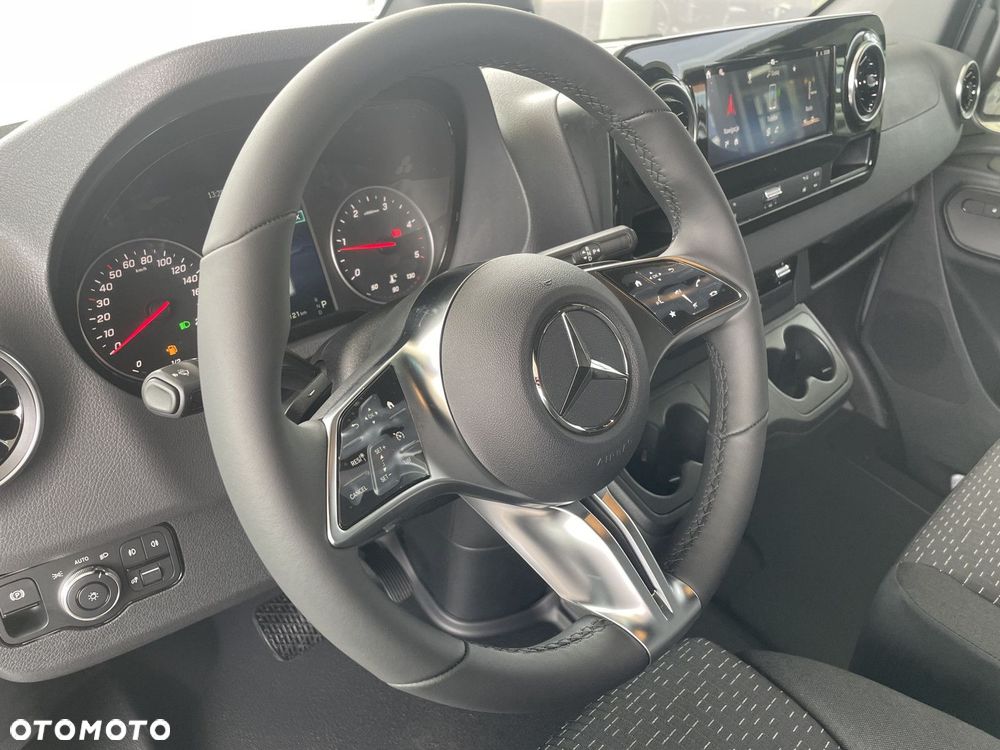 Mercedes-Benz Sprinter Sprinter 319 CDI - 12