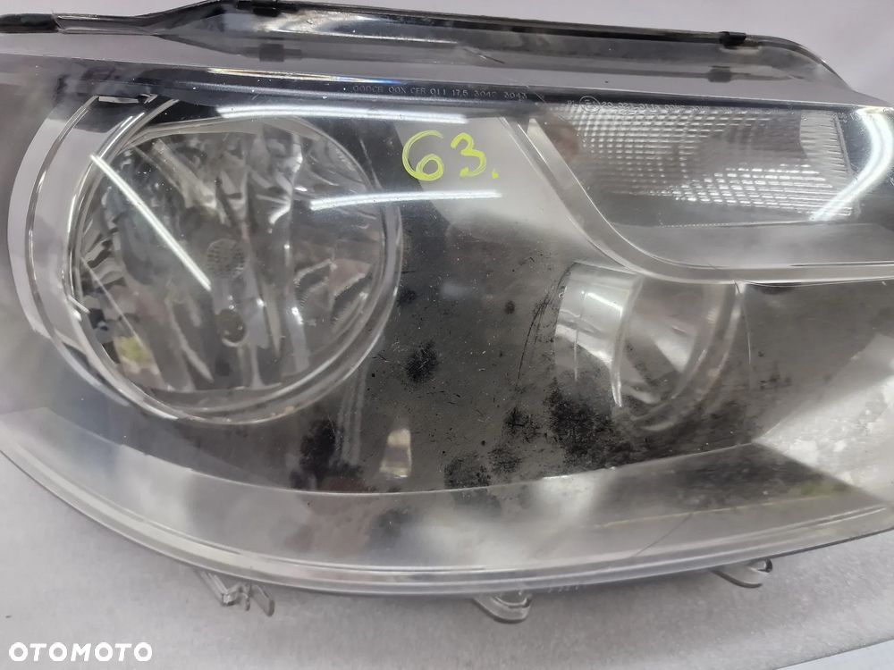 VW T5 LIFT 7E0 MULTIVAN 10- PRAWA ZWYKŁA LAMPA PRZEDNIA PRZÓD , NR 7E1941016J , NR AUKCJI LA63 - 9