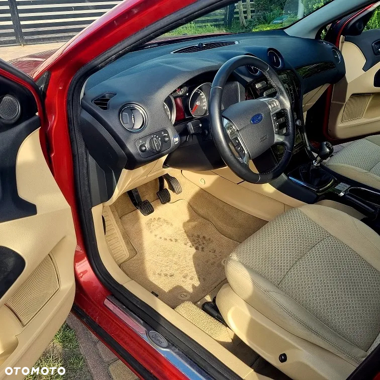 Ford Mondeo 2.5 Ghia - 5