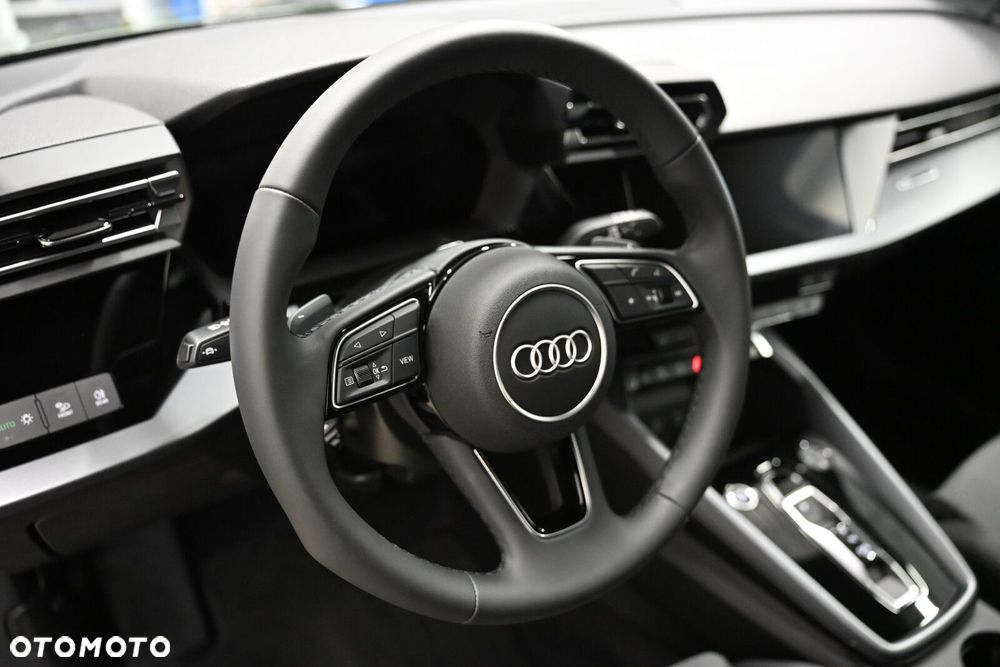 Audi A3 Allstreet - 11
