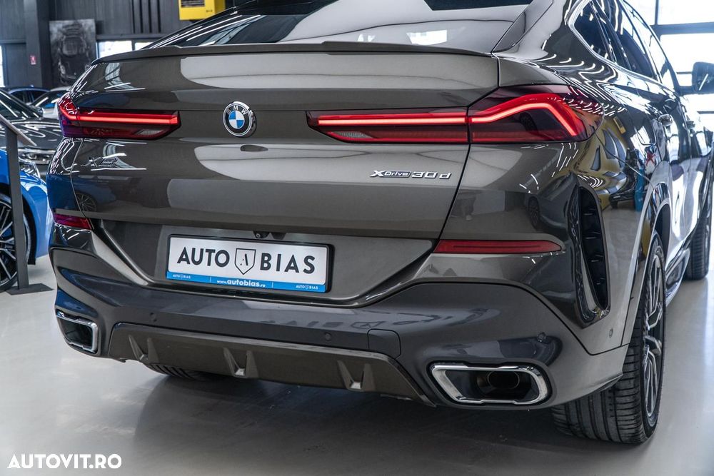 BMW X6 xDrive30d - 13