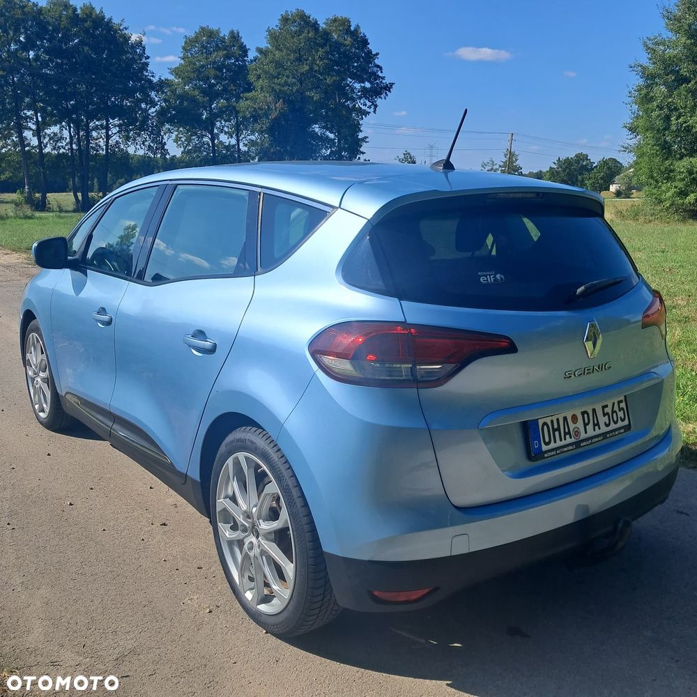 Renault Scenic - 11