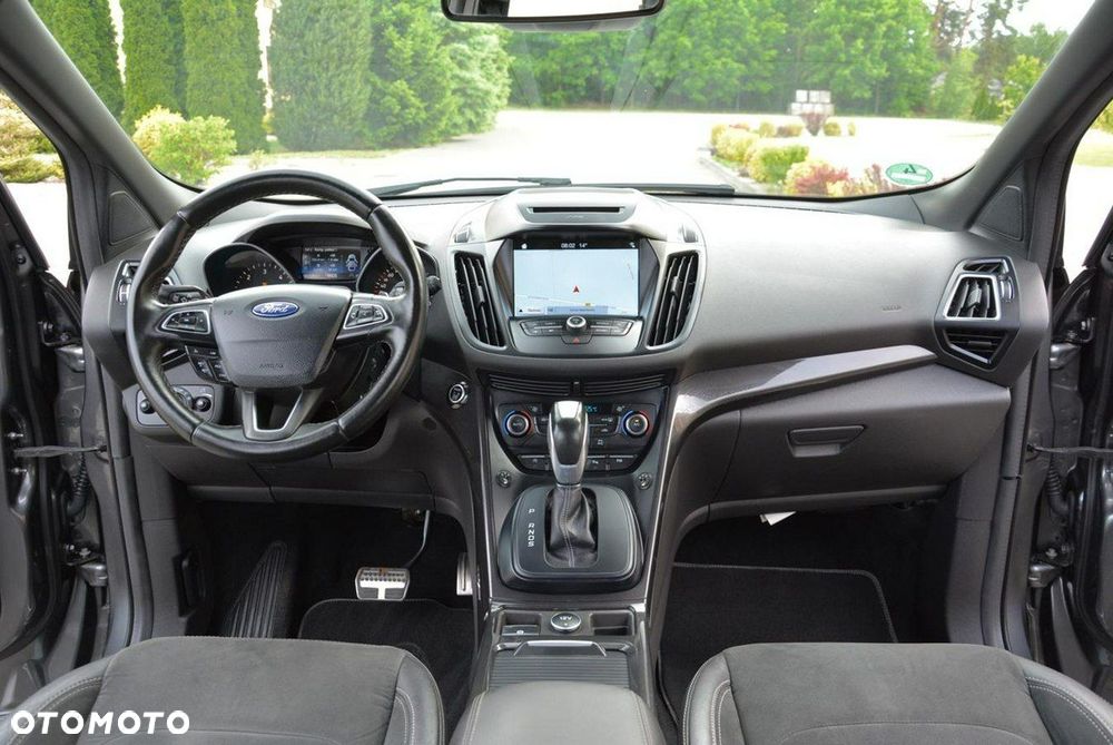 Ford Kuga 2.0 TDCi 4x4 ST-Line - 19