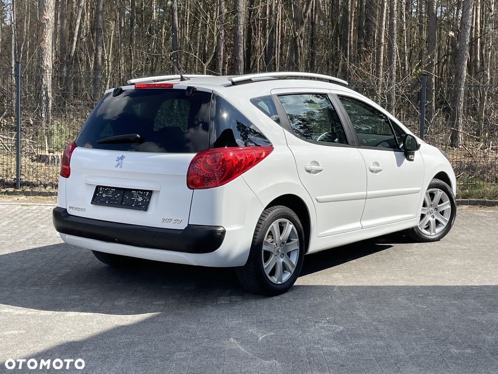 Peugeot 207 120 VTi Automatik Premium - 6