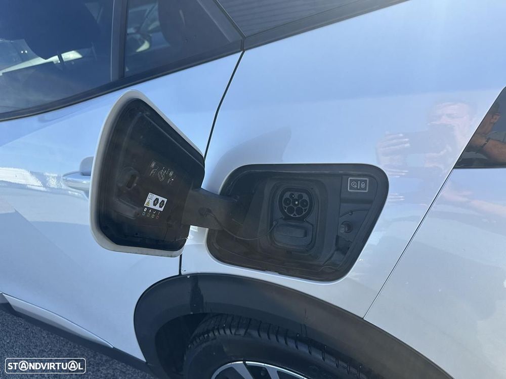 Peugeot e-2008 50 kWh GT Pack - 12