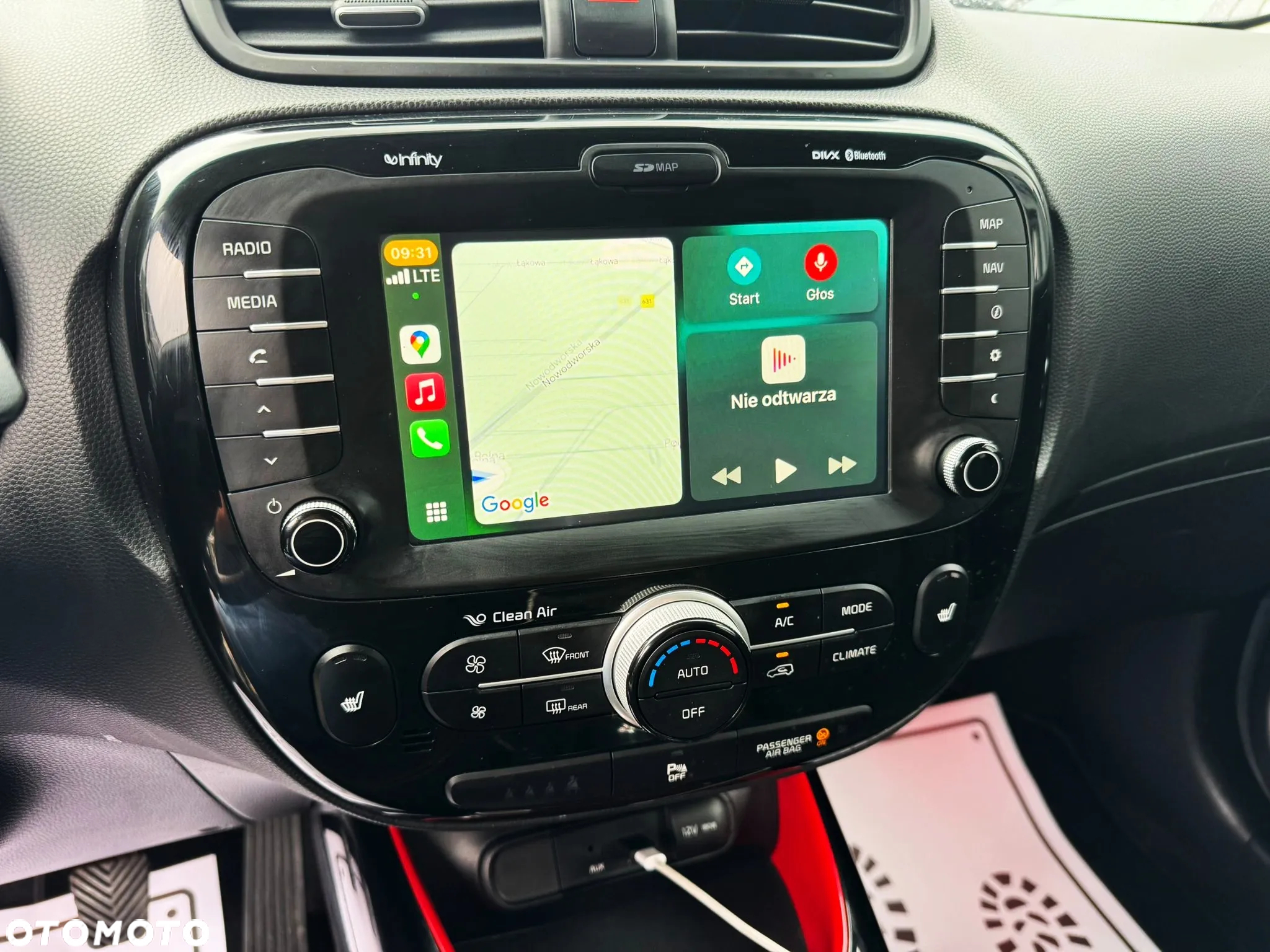 Kia Soul 1.6 GDI White&Red Edition - 15