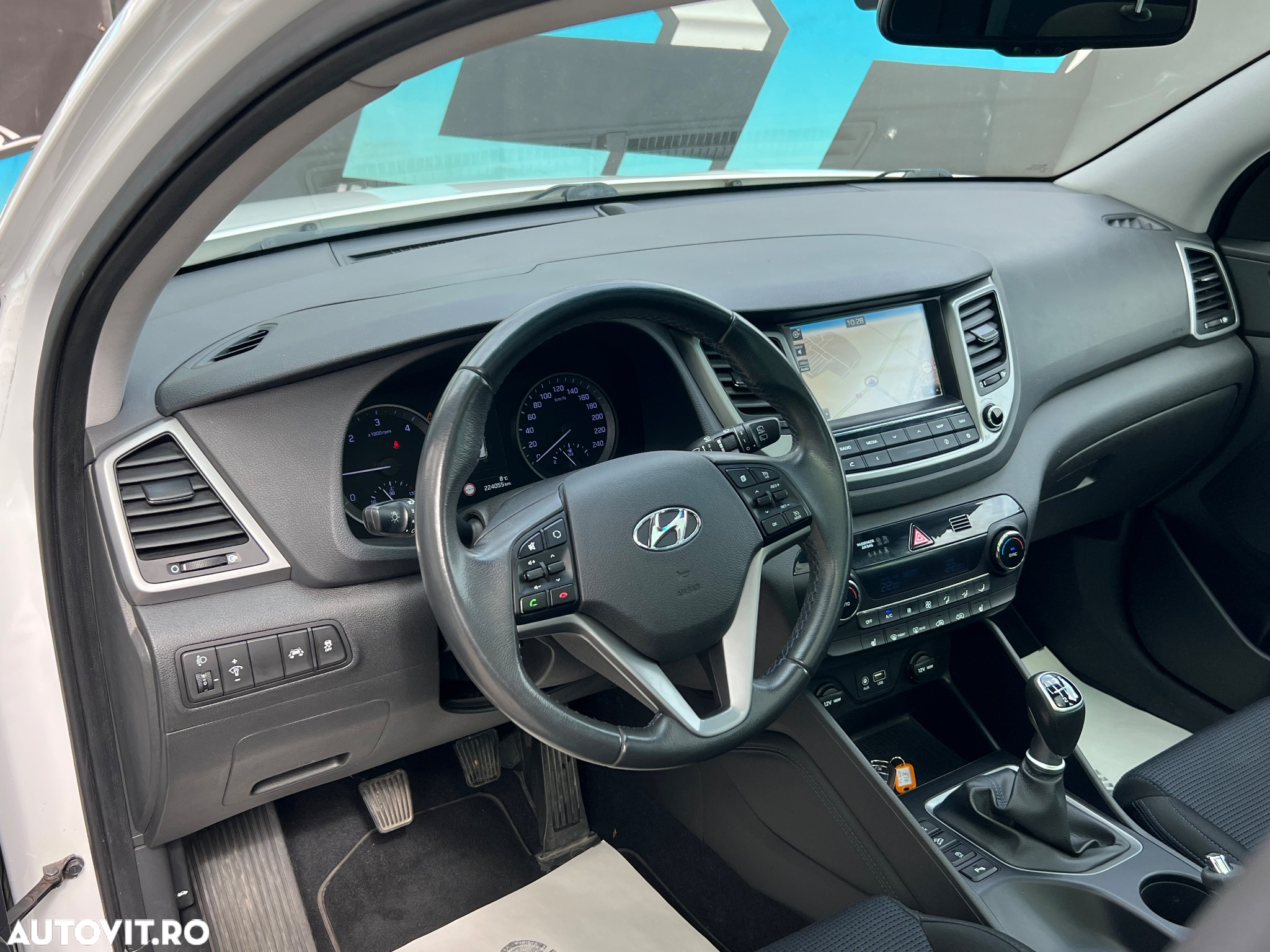 Hyundai Tucson 2.0 CRDI 2WD Trend - 10