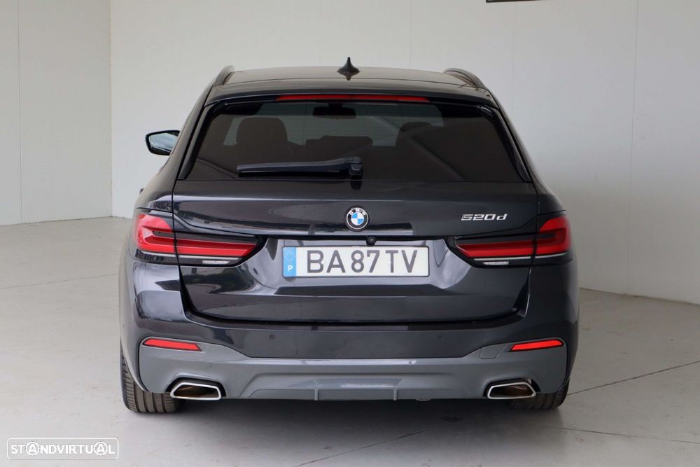 BMW 520 d Pack Desportivo M Auto - 8