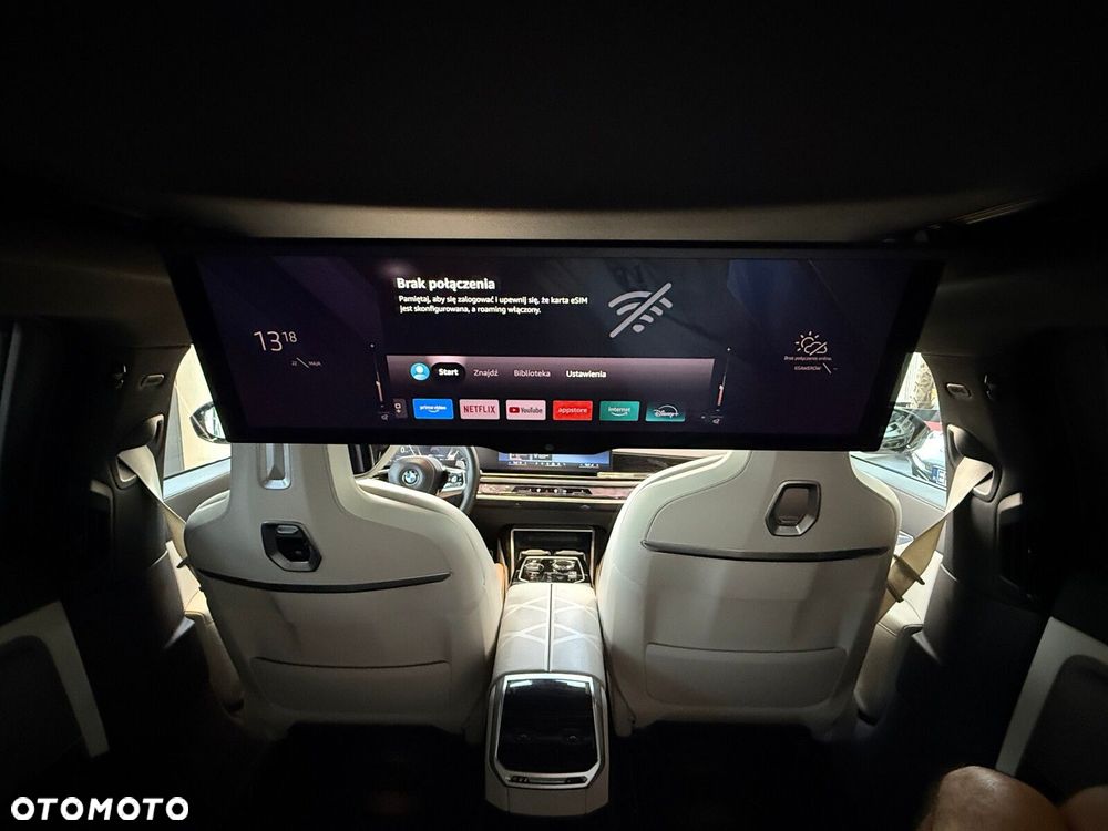 BMW Seria 7 - 18