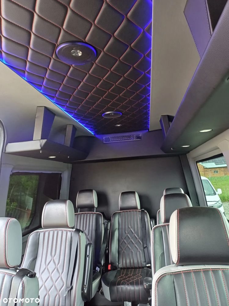 Mercedes-Benz Sprinter - 7